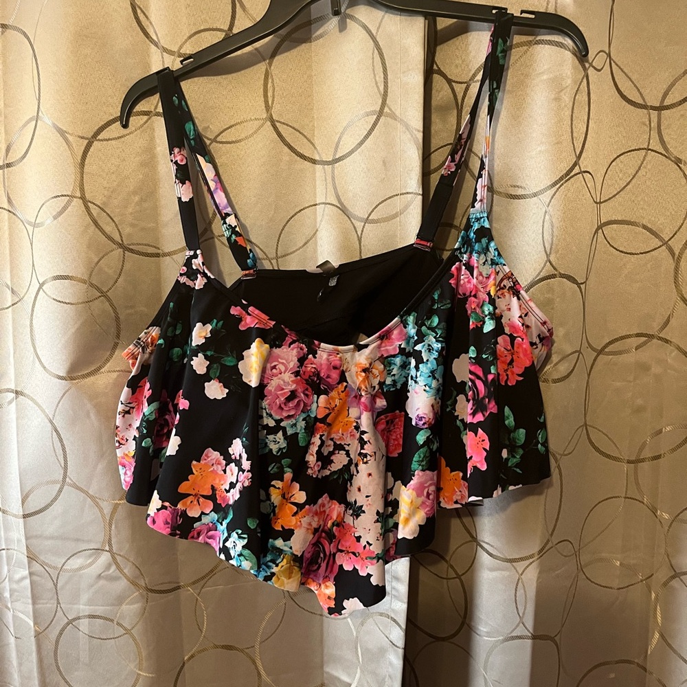 Torrid floral flounce bikini top